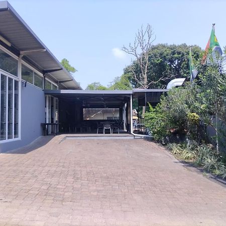 Essenwood Park Hotel Durban Bagian luar foto