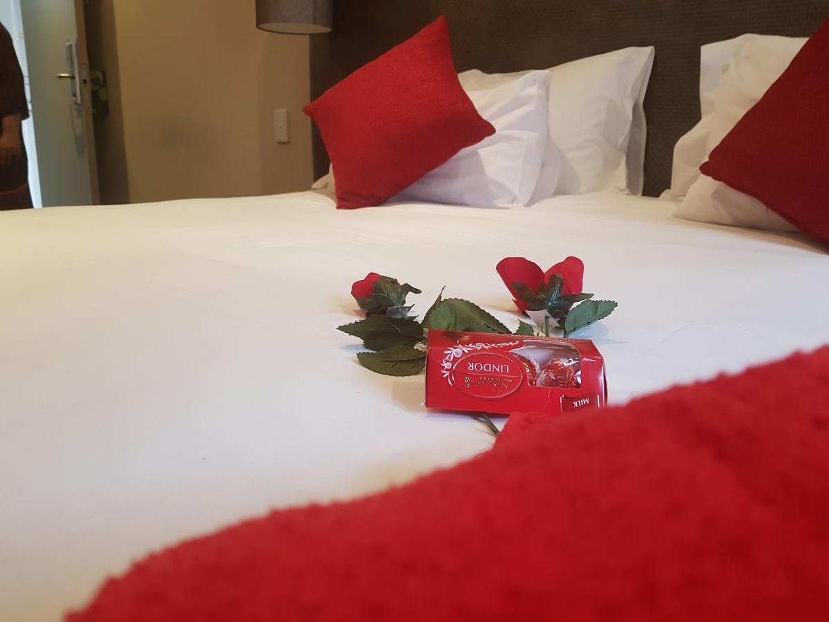 Essenwood Park Hotel Durban Bagian luar foto